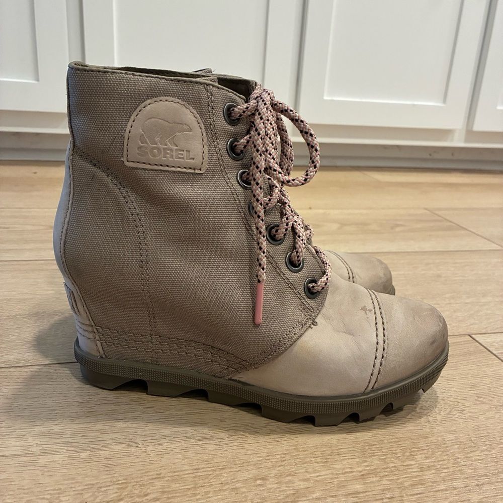 Sorel Women’s Joan of Arctic PDX Wedge Ankle Boot LL4931-264 Size 7.5